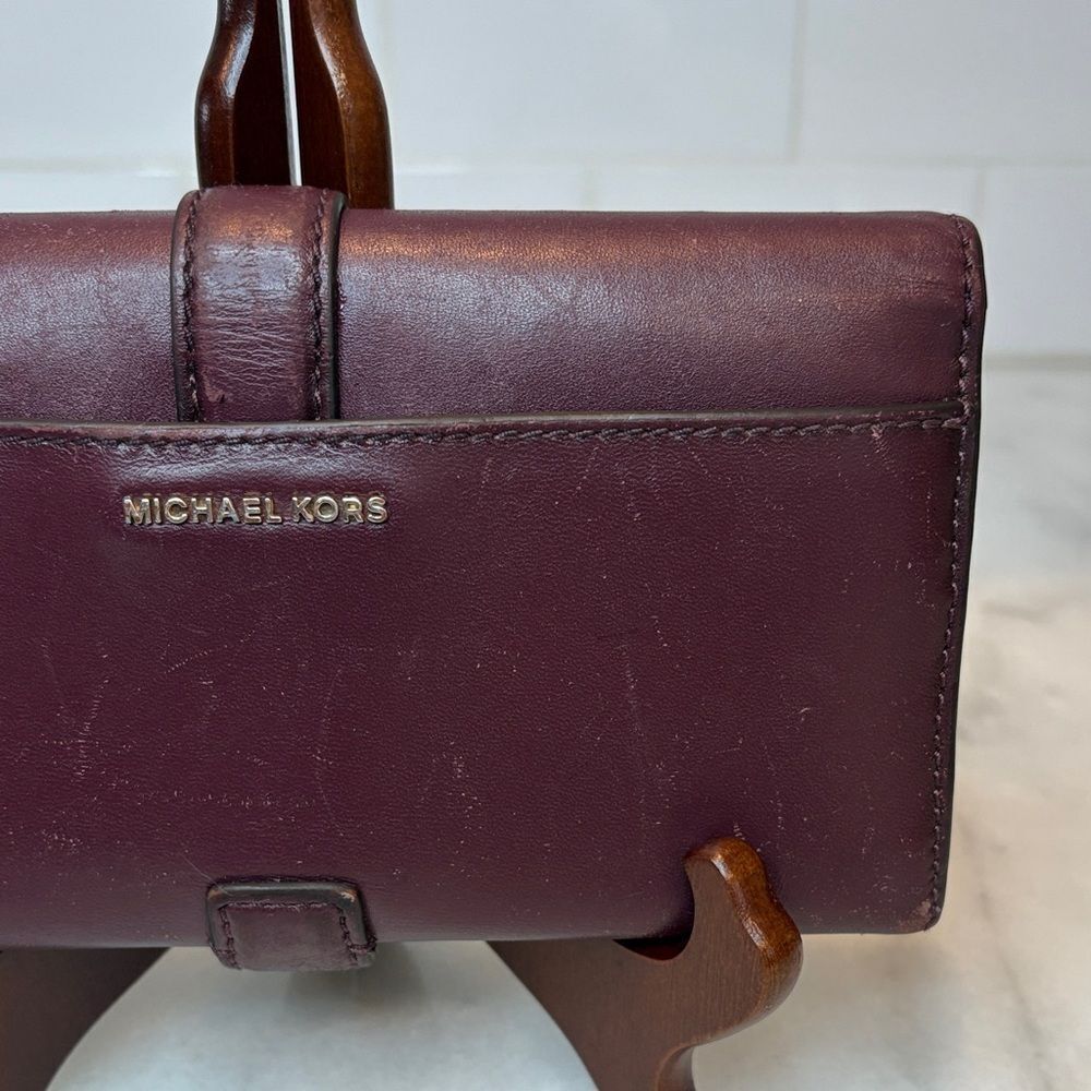 Michael Kors Wallet Leather Large Flap Closure Wallet Clutch - Picture 7 of 16